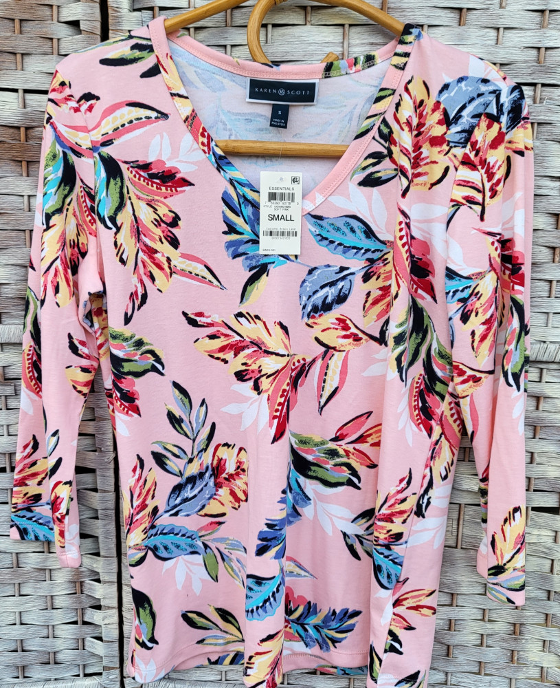 Soft pink floral long sleeves top