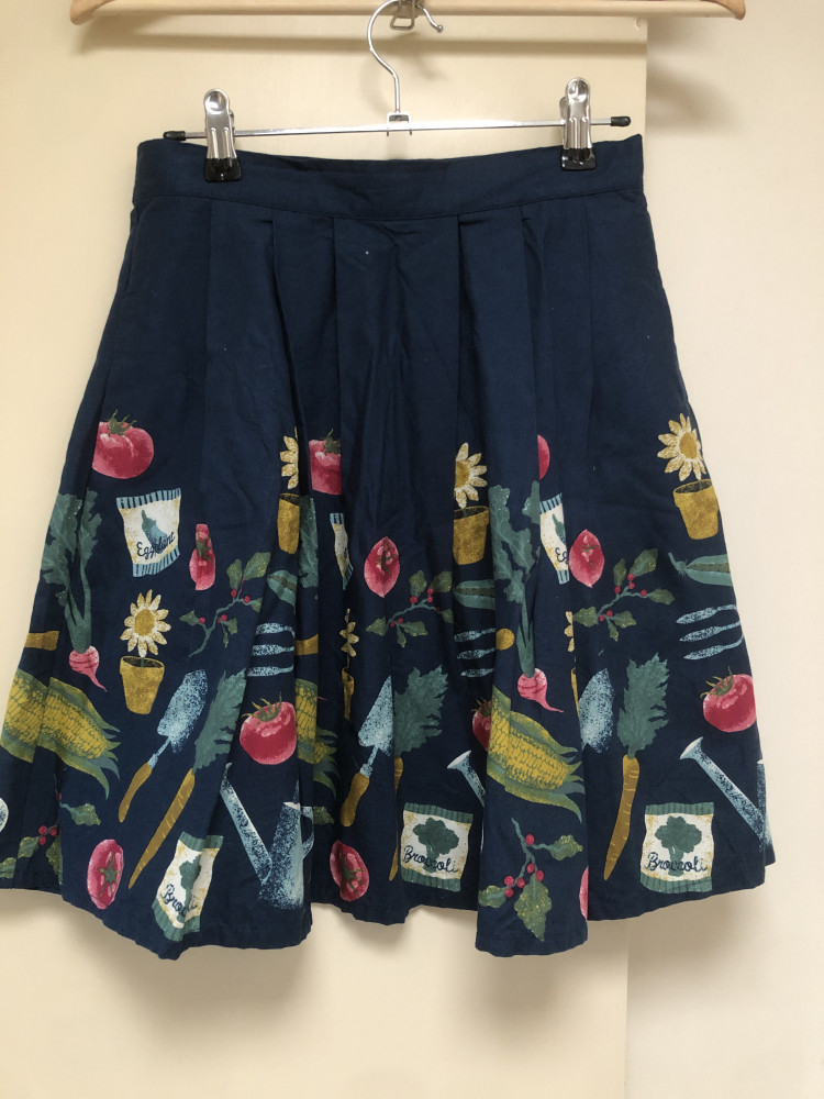 garden print skirt