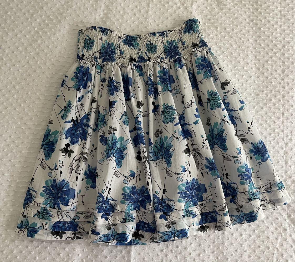 Shirred waist skirt
