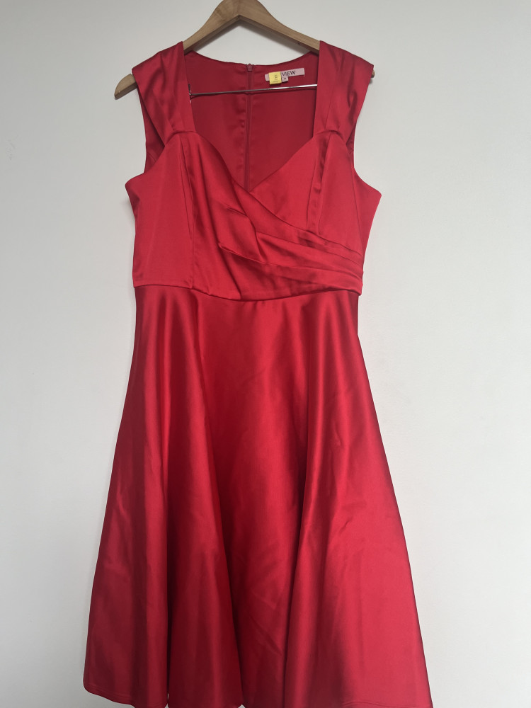 Red cocktail dress 