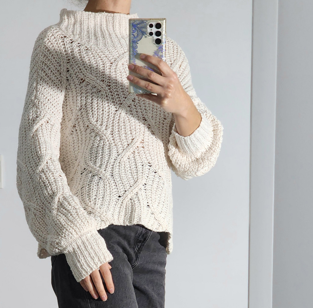 Oversized cable knit jumper 