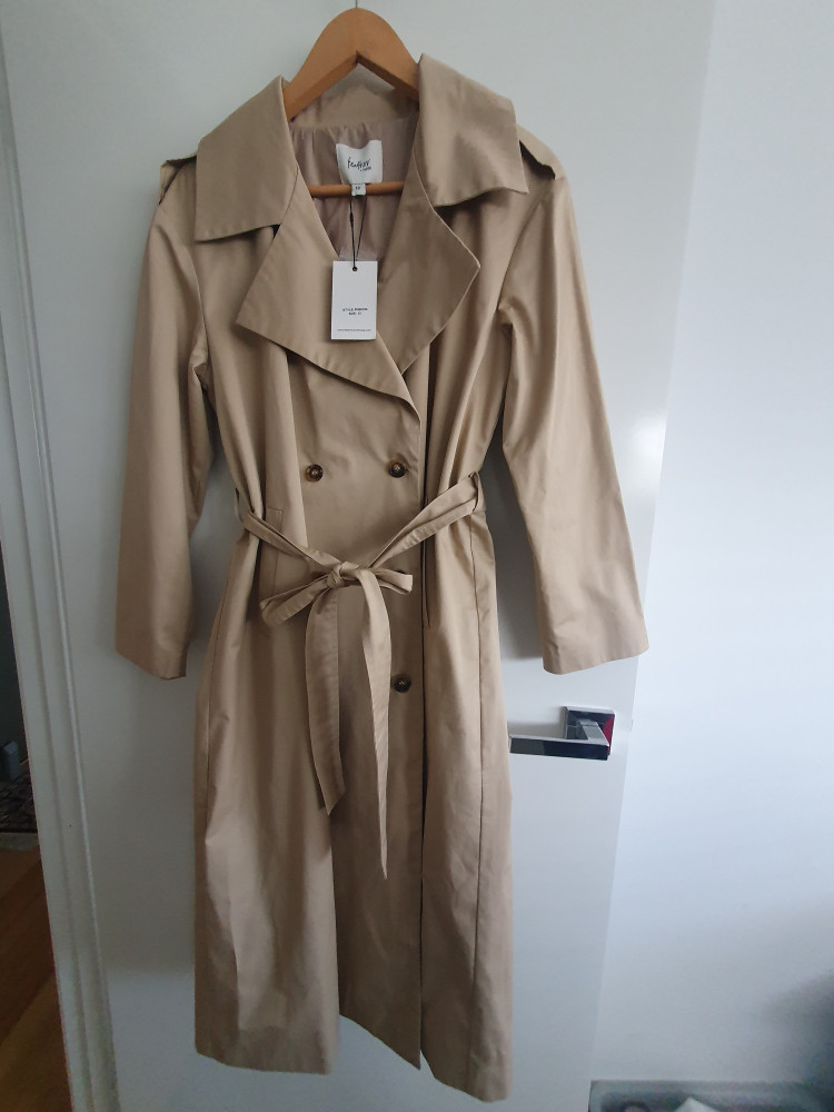 Feather & Noise Trench Coat