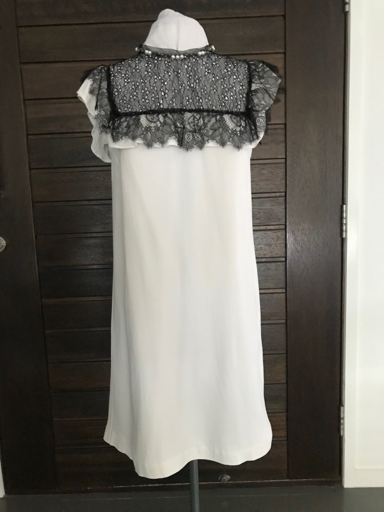 Dress with Lace Yoke 