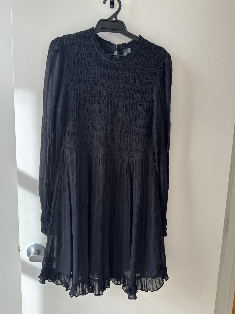 Long sleeve LBD