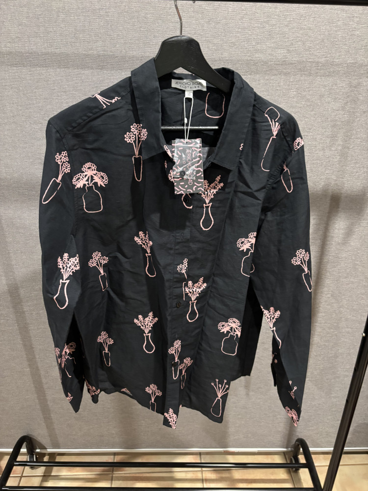 floral vases shirt