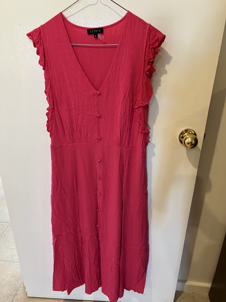 Long pink sleeveless dress