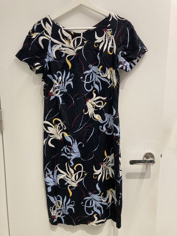 Fitted navy floral knee length dress