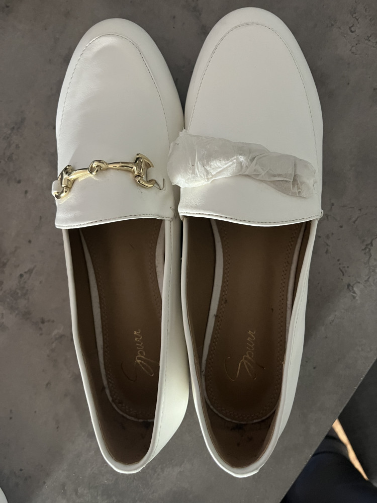 Brand new women’s white loafers - size 8