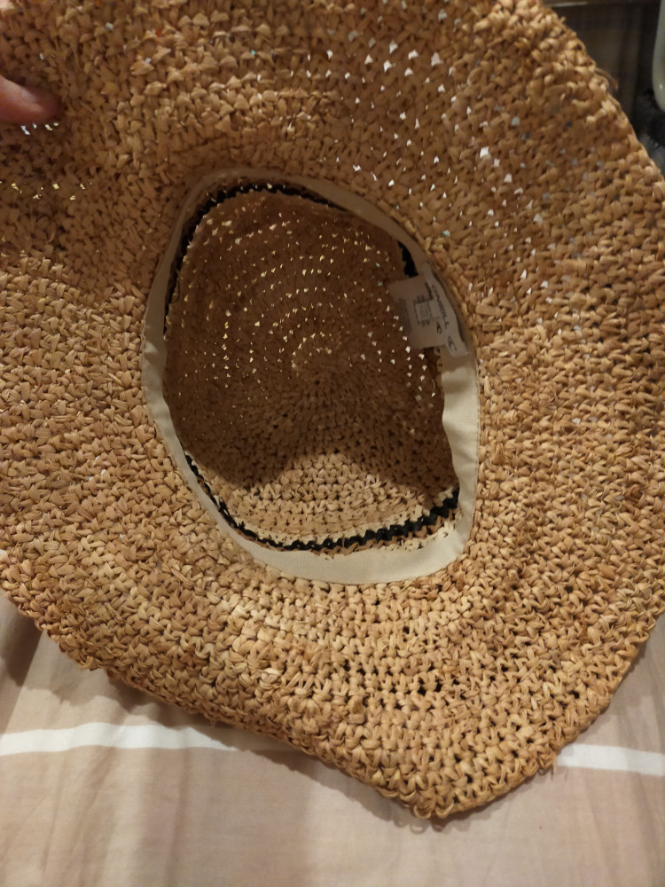 Natural woven hat