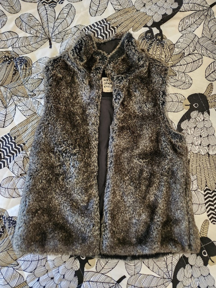 Brown/Tan faux fur vest