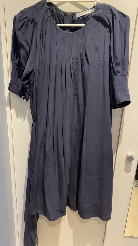 Gorgeous navy silk See by Chloe dress size US8